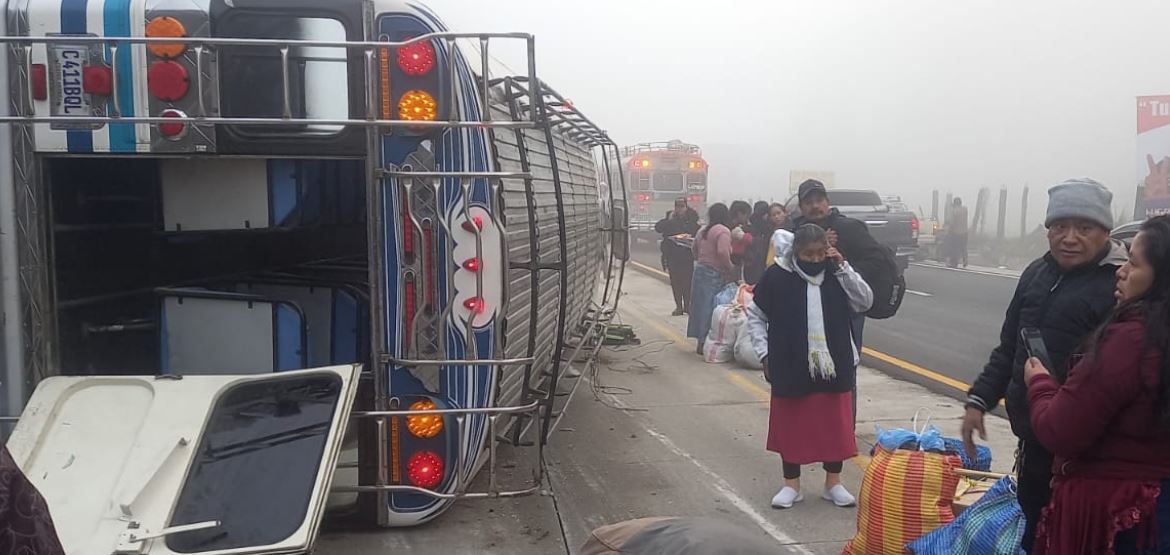 Bus se accidenta en el ruta Interamericana: pasajeros afirman que piloto conducía a excesiva velocidad