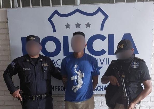 Capturan a pandillero del Barrio 18 y es entregado a autoridades salvadoreñas