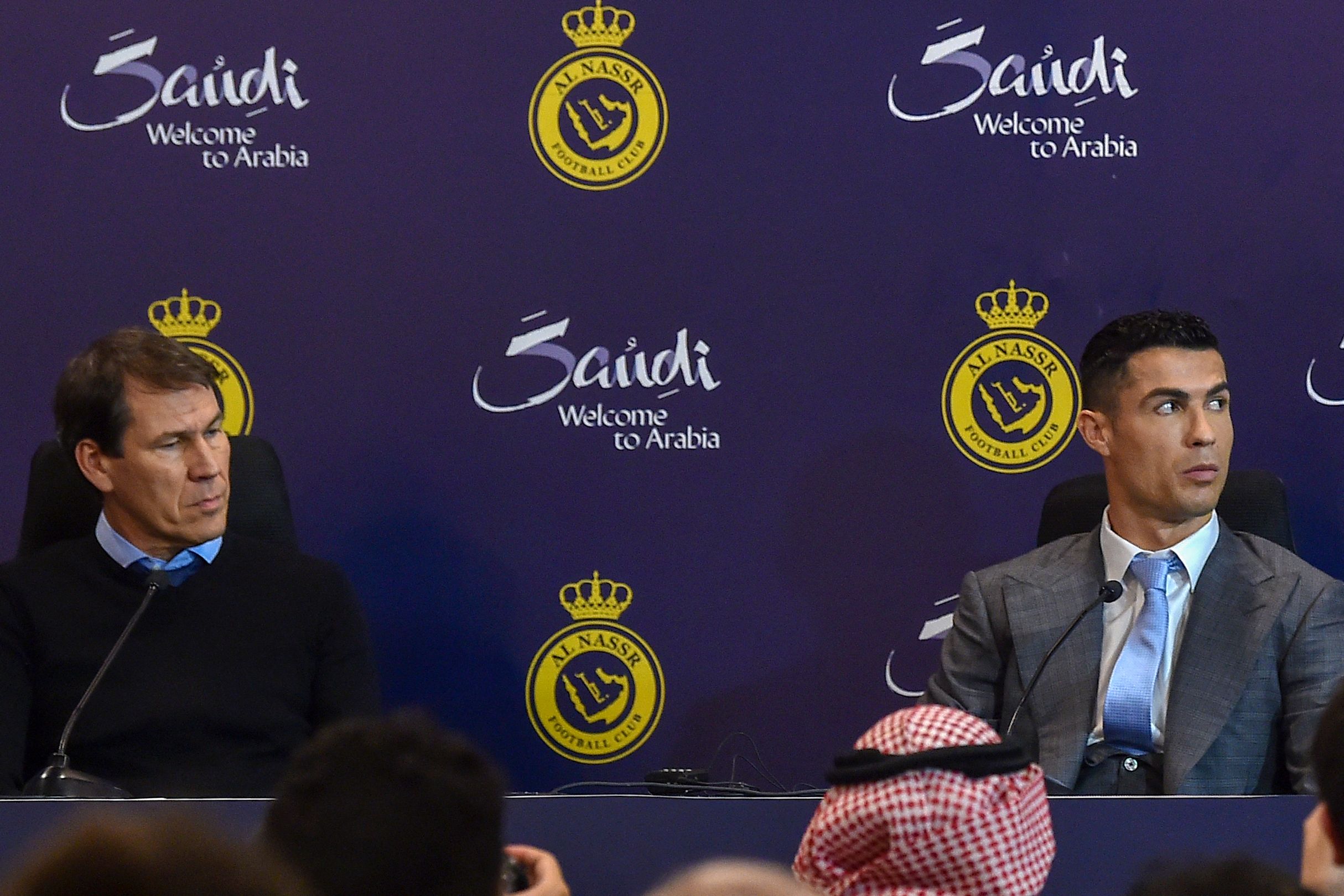 Al parecer la relación entre el técnico García y Ronaldo no fue la mejor. (Foto Prensa Libre: AFP)