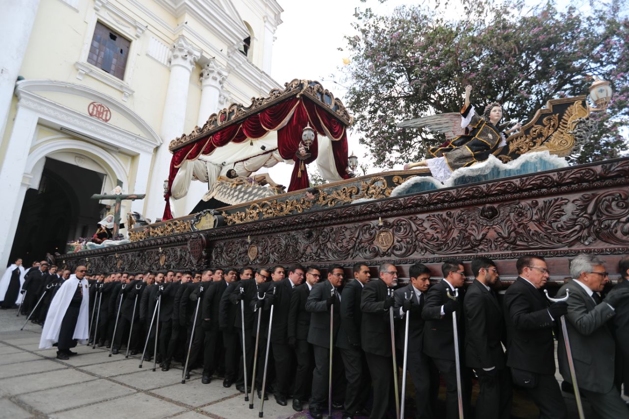 Procesión del Señor Sepultado de la Recolección recorrerá varias calles el Viernes Santo (antes efectuarán acto de crucifixión)
