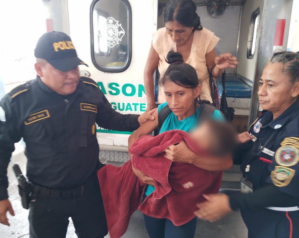 Bajo un puente en Suchitepéquez: Menor de un año y 10 meses con Alerta Alba Kenneth fue encontrado por agentes de PNC