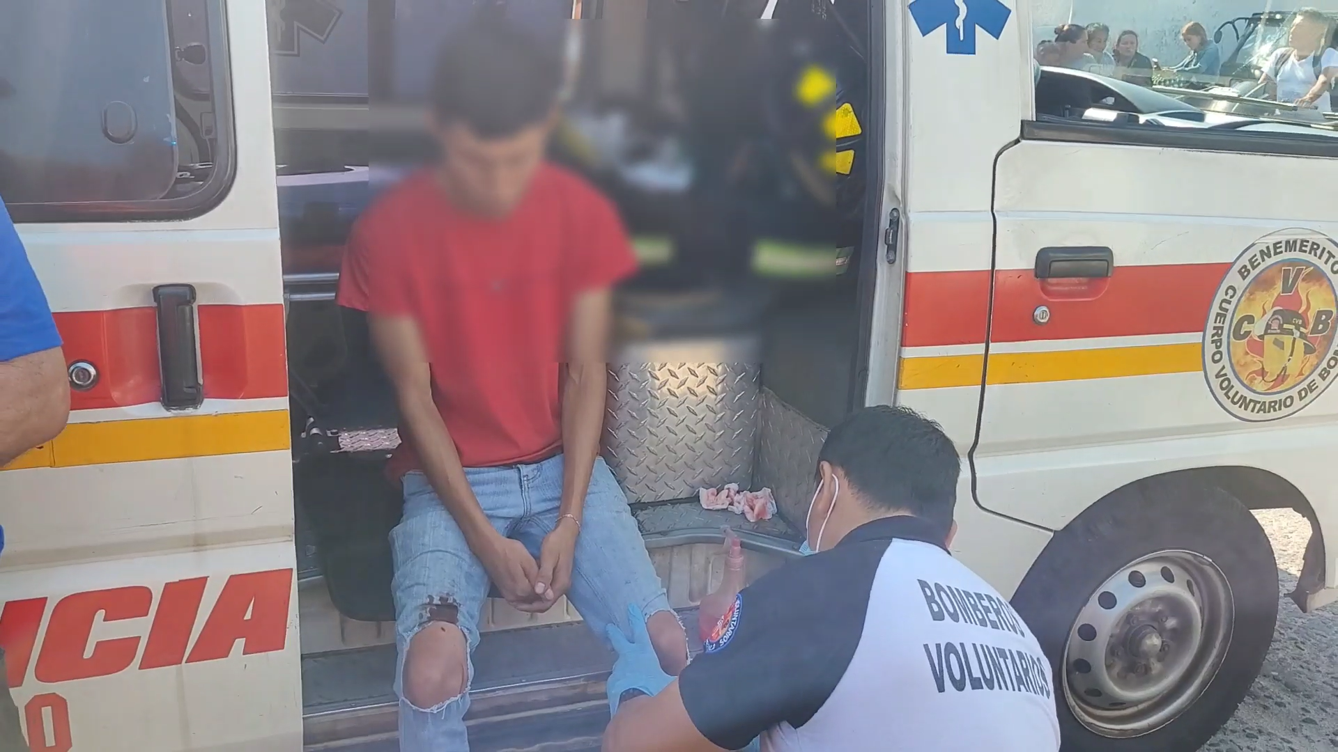 Asalto a plena luz del día: Qué se sabe del robo en una agencia bancaria en Mazatenango, Suchitepéquez