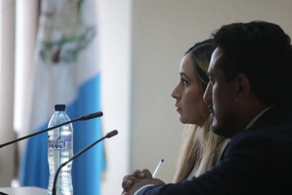 En el Tribunal Tercero de Sentencia Penal hizo saber el motivo de la detención de la guatemalteca Ana Gabriela Rubio Zea y el mexicano Sergio Duarte Frías, señalados de traficar fentanilo a Estados Unidos. (Foto Prensa Libre: )
