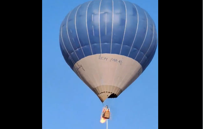 Video: el mortal momento en el que un globo aerostático se incendia en Teotihuacán