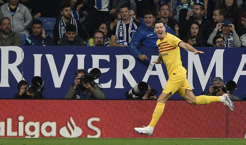 Lewandowski anotó un doblete par ala victoria del Barcelona.
