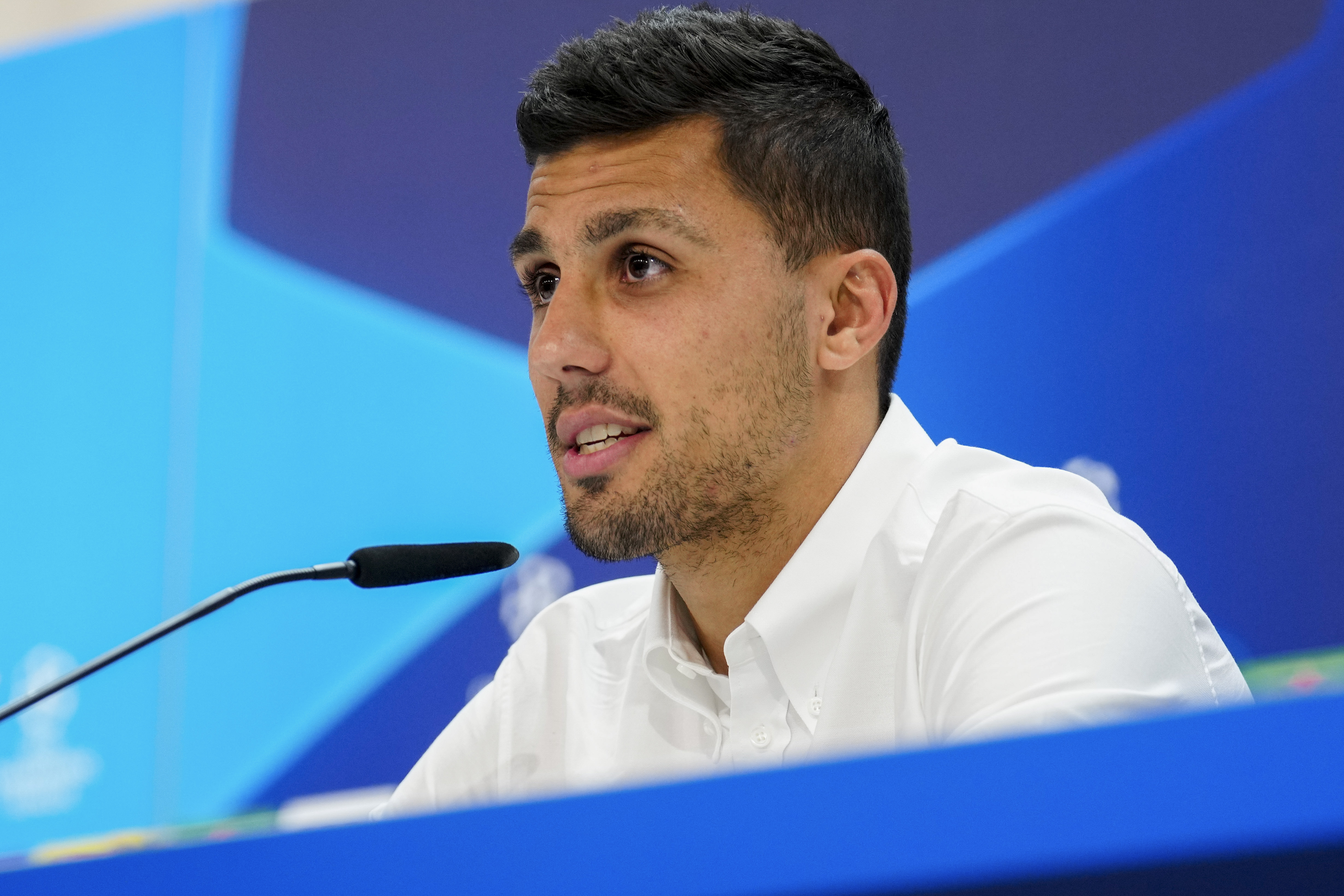 El centrocampista del Manchester City en una conferencia de prensa. Foto Prensa Libre (EFE)