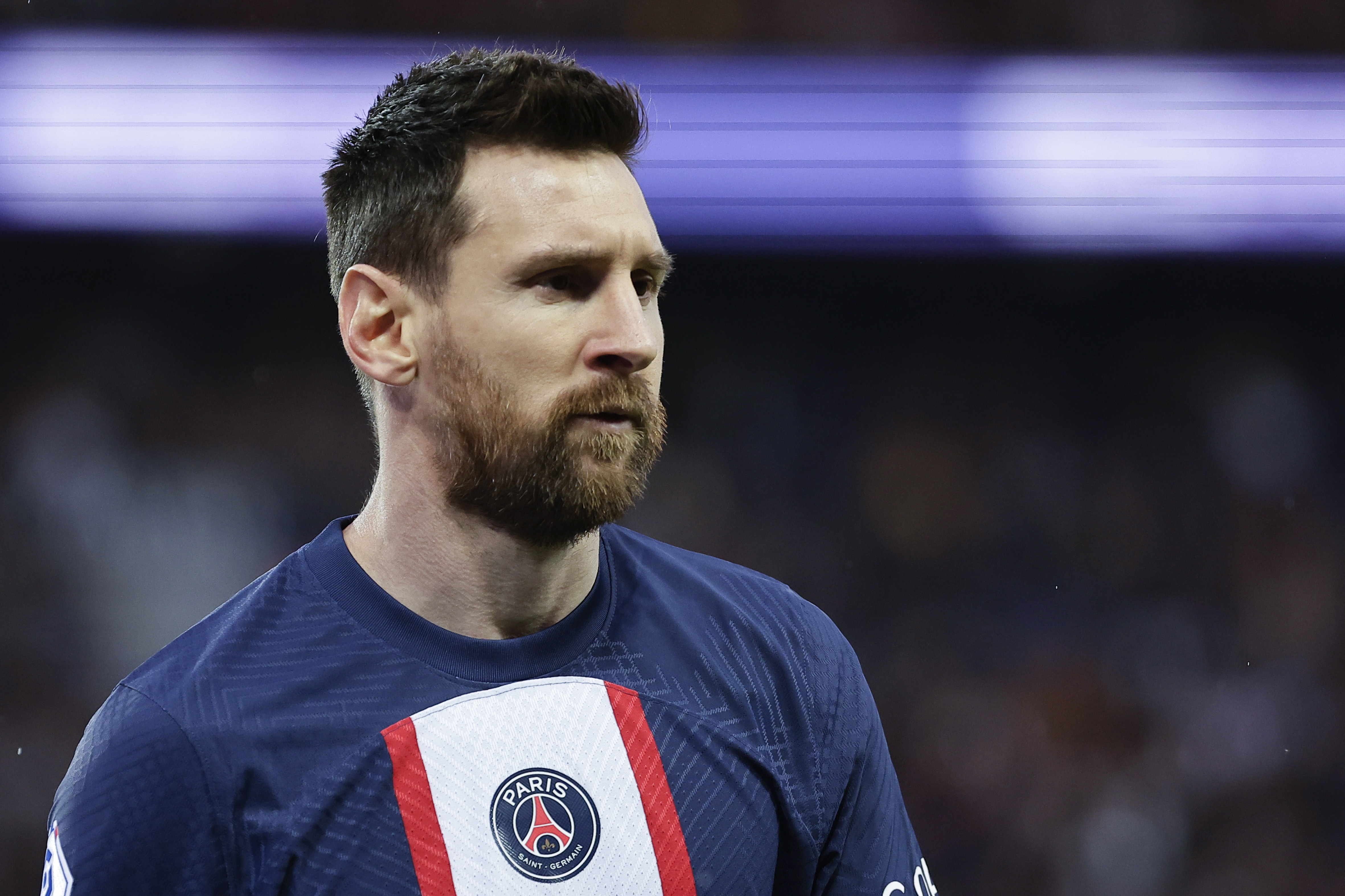 Lionel Messi volvió a recibir silbidos por parte de la afición del París Saint Germain