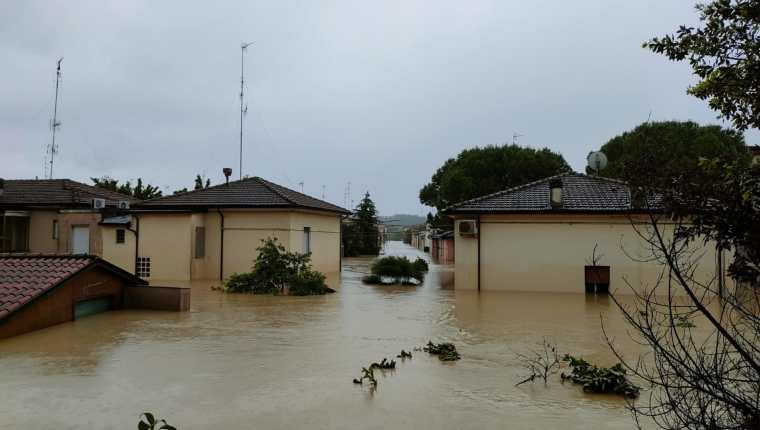 Zonas inundadas en el norte de Italia por las lluvias. Faenza, es la ciudad más afectada. (Foto Prensa Libre: EFE)