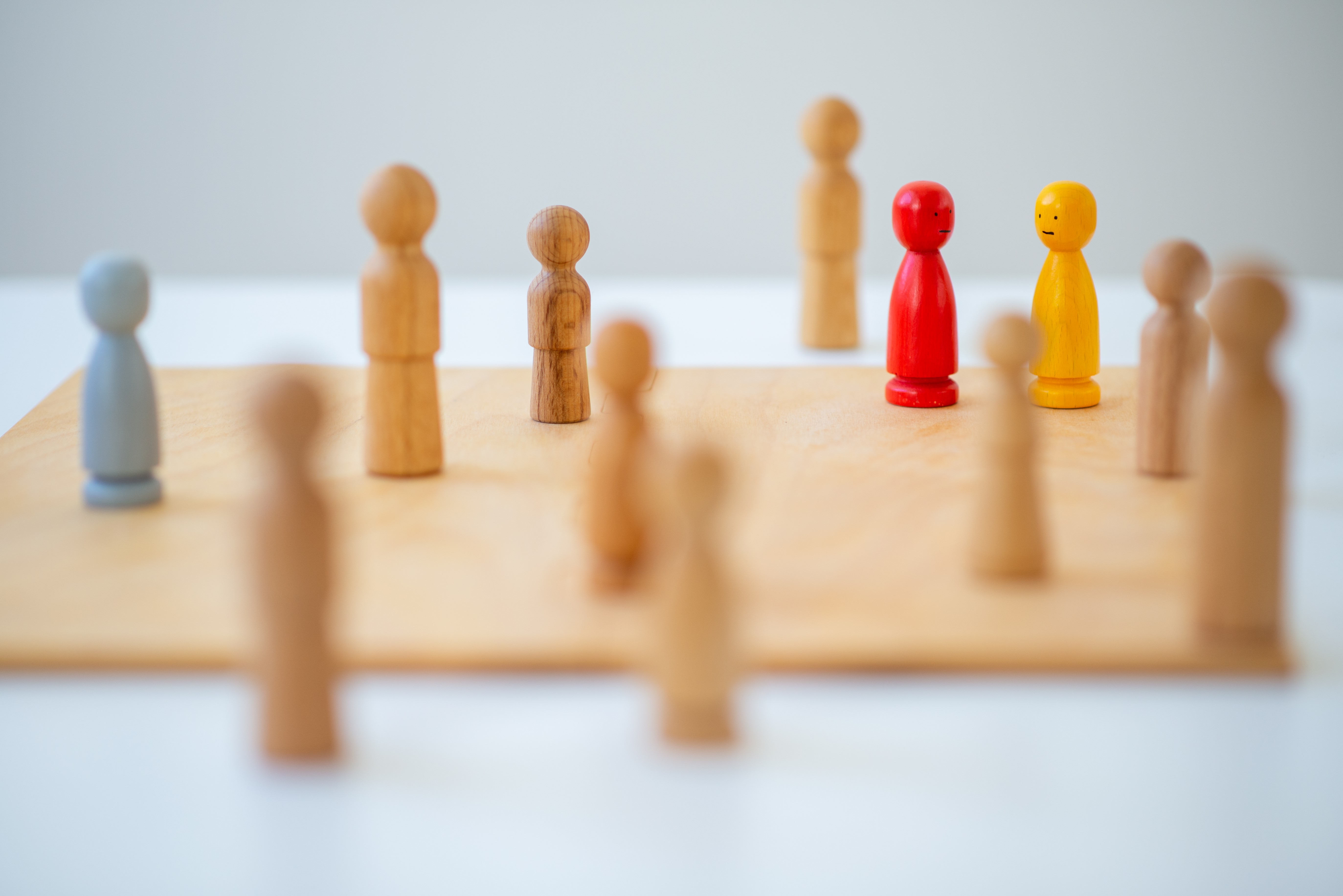 Constelaciones familiares: Qué son y cómo funcionan en los procesos de sanación