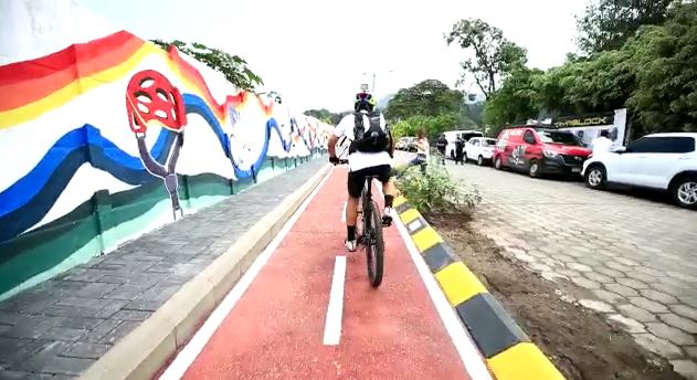 Primer tramo de la ciclovía BiciRuta 502 en Jocotenango, Sacatepéquez. (Foto Prensa Libre: Carlos Hernández)