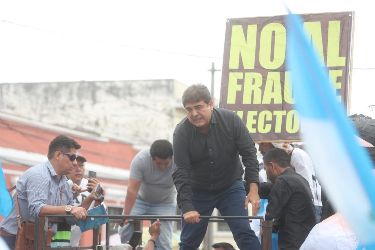 Carlos Pineda continúa fuera de las elecciones generales en Guatemala luego de un fallo emitido por la CC este 26 de mayo. (Foto Prensa Libre: É. Ávila)