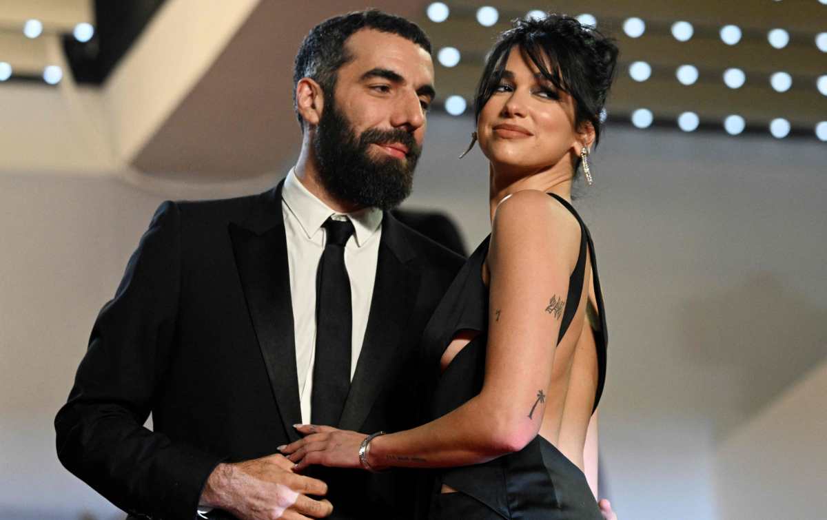 Dua Lipa confirma su relación con Roiman Gavras, director de cine, en el Festival de Cannes