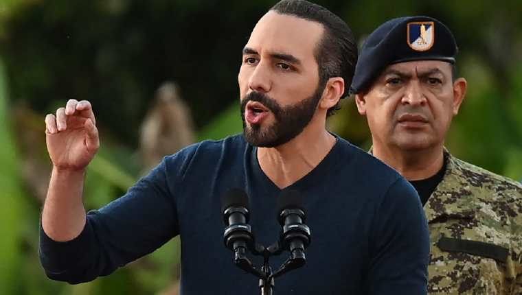 El Salvador vive en un régimen de excepción impuesto por el presidente Nayib Bukele, con el cual asegura que combate a las pandillas. (Foto Prensa Libre: Marvin Recinos / AFP)