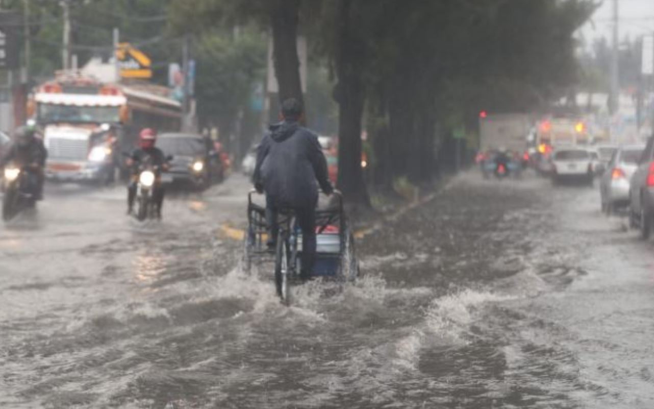 LLUVIA EN GUATEMALA