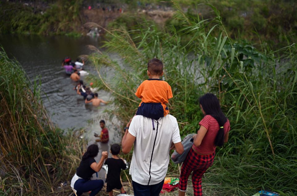 Migrantes. Título 42