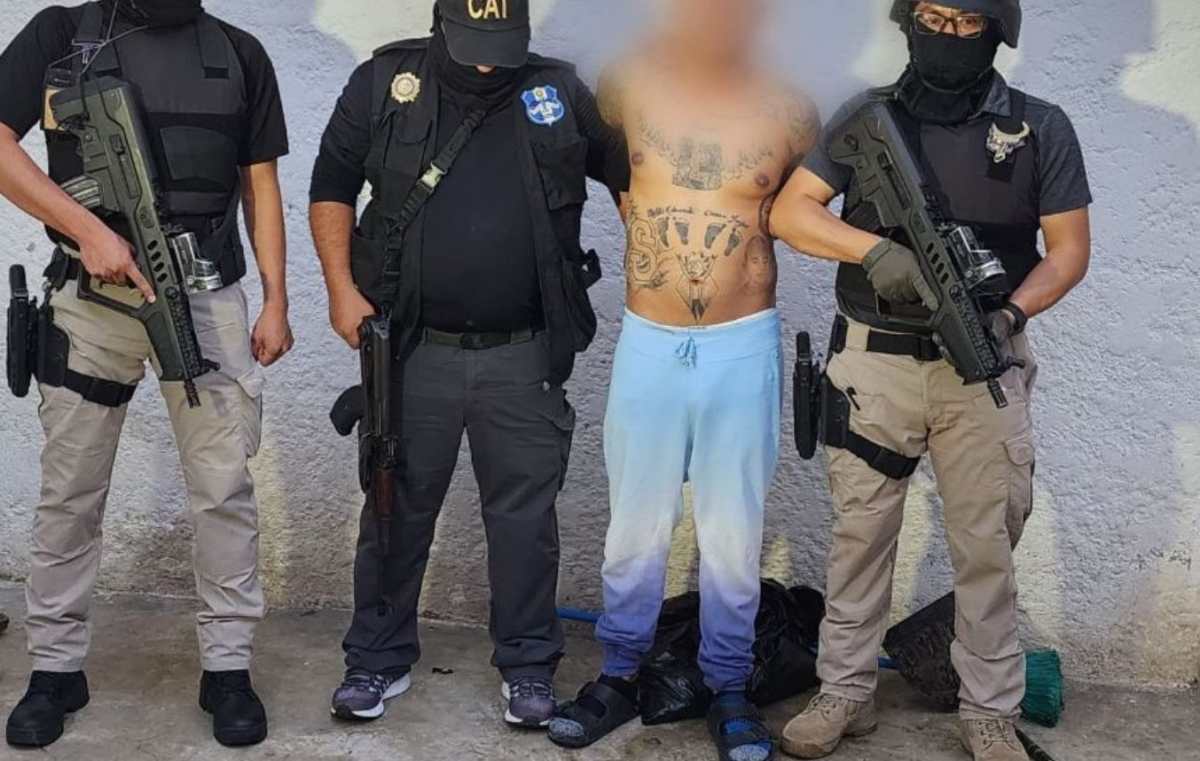 “Objetivo de alto valor”: quién es el presunto pandillero salvadoreño alias “Snyder” que reclutaba jóvenes para la Mara Salvatrucha