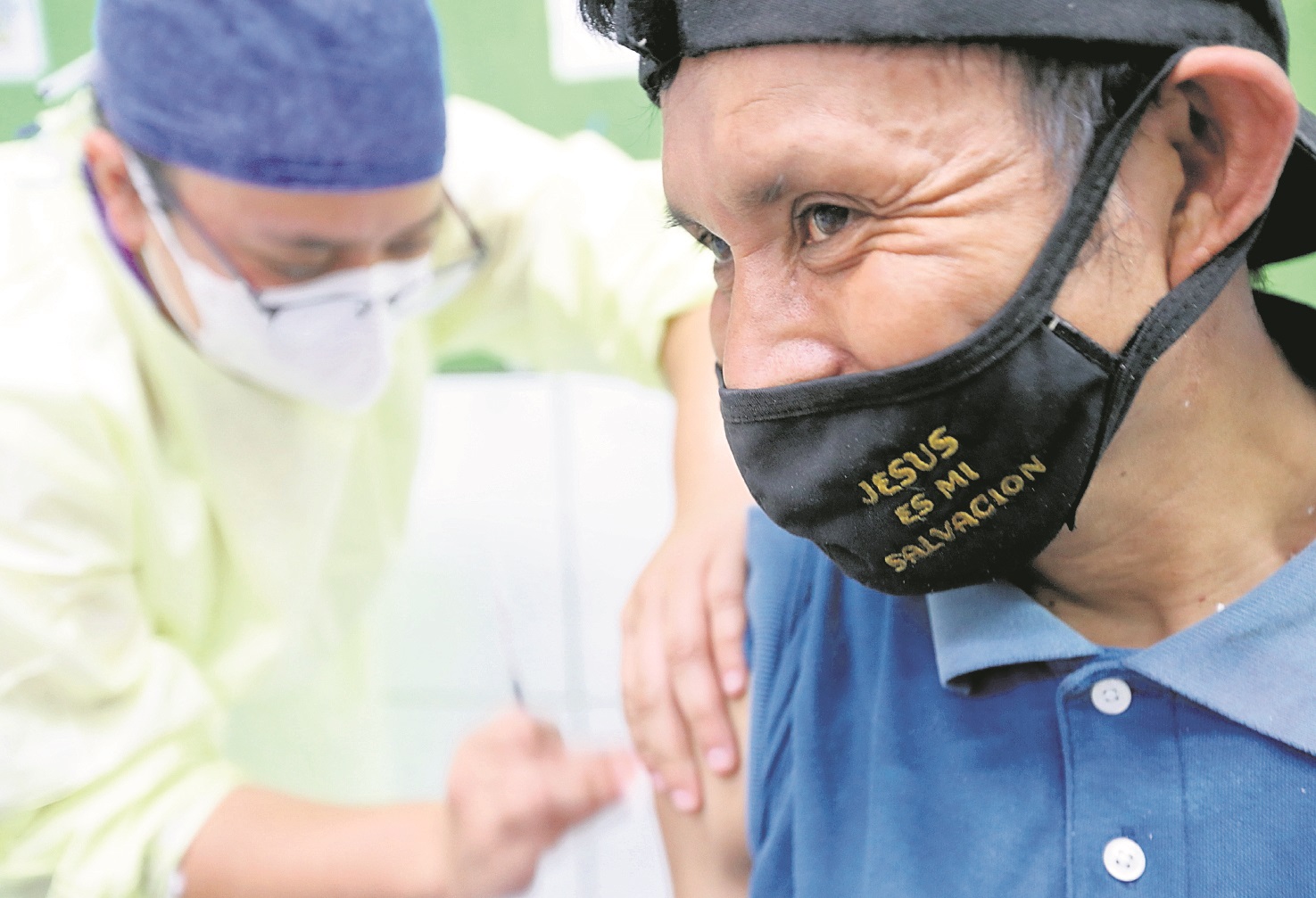 La vacuna contra el covid-19 quedará como parte del esquema nacional de vacunación para ciertos grupos vulnerables. (Foto Prensa Libre: Hemeroteca PL)