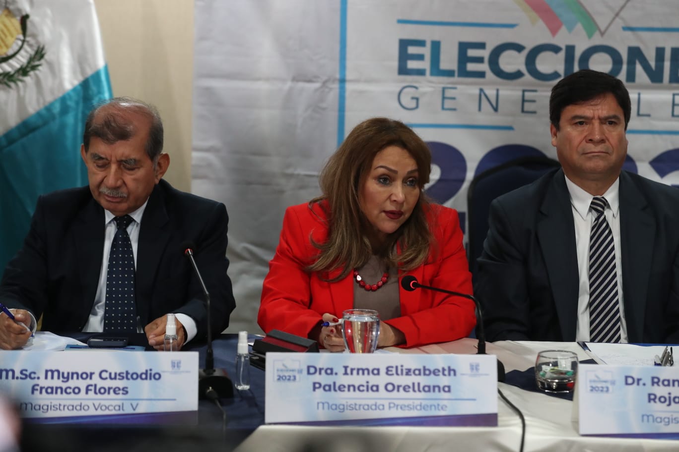 Expertos advierte que la incertidumbre puede desencadenar la conflictividad electoral. (Foto Prensa Libre: Roberto López).