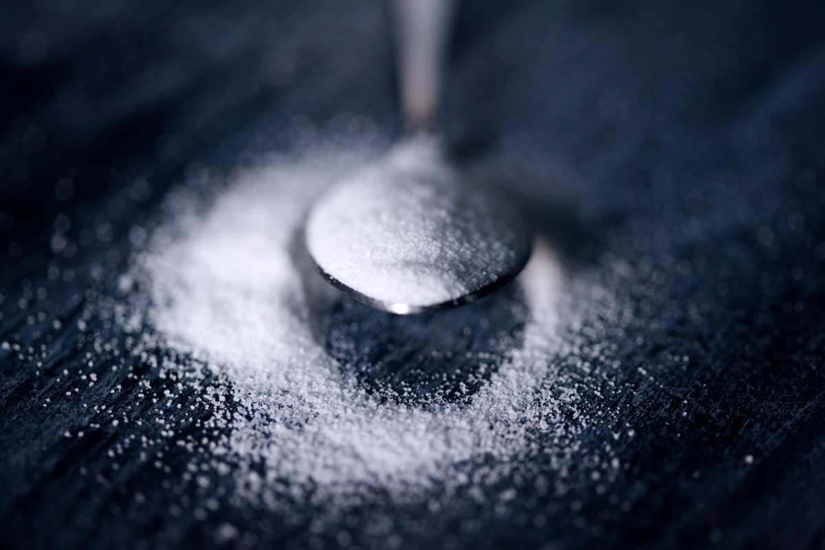 Por qué la OMS desaconseja el consumo de edulcorantes con los que sustituyen el azúcar