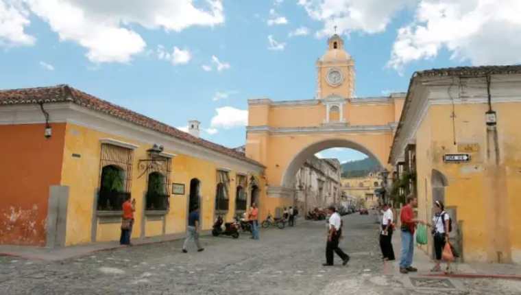 Arco de Santa Catalina en la ciudad colonial de Antigua Guatemala. (Foto Prensa Libre: HemerotecaPL)