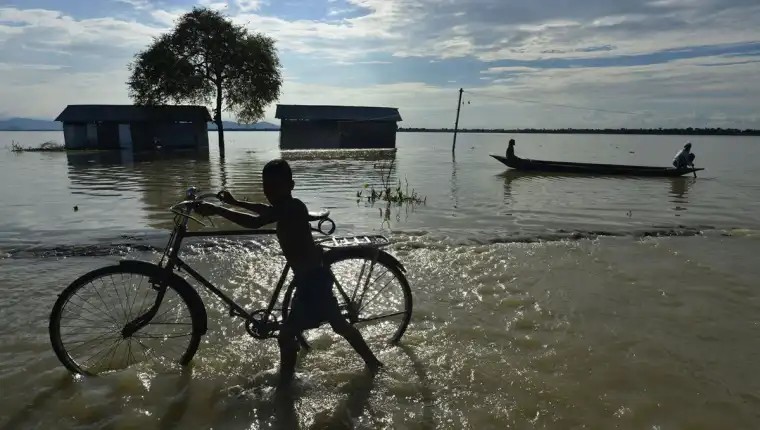 Las inundaciones amenazan áreas vulnerables por el fenómeno de "La Niña". (Foto Prensa Libre: EFE).
