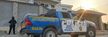 Las fuerzas de seguridad detuvieron a Yenifher Maybellinne Alexandra Herrera Arévalo, alias la Patrona, en un operativo efectuado en Petén. (Foto Prensa Libre: PNC)