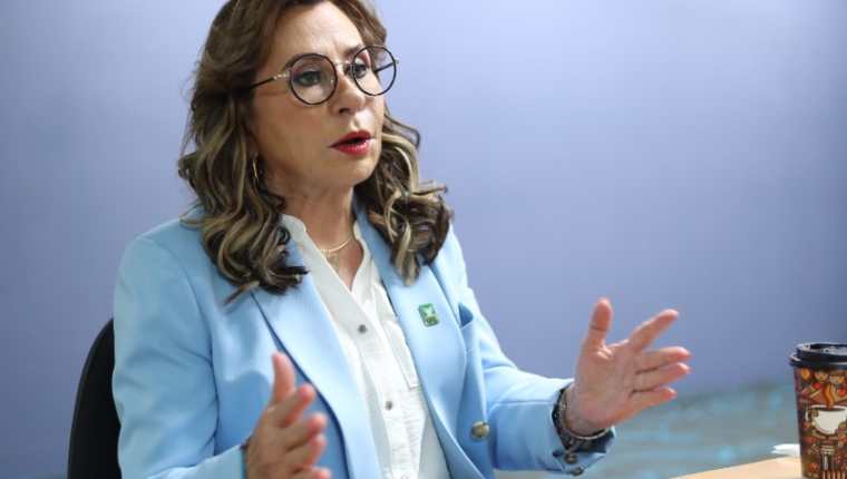 Sandra Torres concedió una entrevista a Prensa Libre, donde explica algunos de los planes que propone para el país, de alcanzar la presidencia. (Foto Prensa Libre: Esbin García)