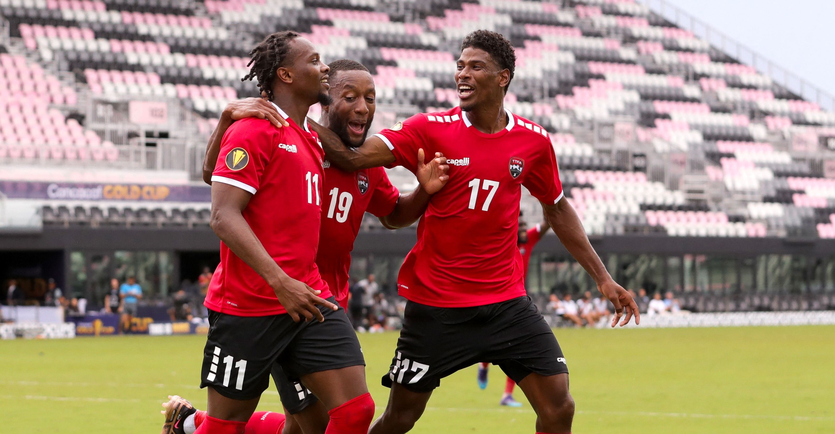 Trinidad y Tobago en n partido ante San Cristóbal y Nieves en la Copa Oro 2023. Foto Prensa Libre (AFP)