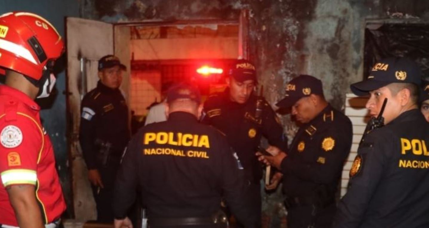 What is known about the armed attack in which two people died and five were injured at 6 Avenida “A” in zone 1