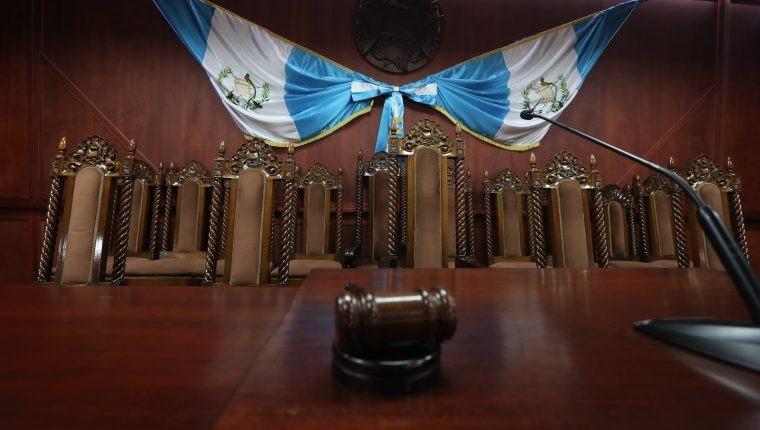 Los magistrados de la Corte de Constitucionalidad conocerán este lunes 19 de junio el caso del partido Poder. (Foto Prensa Libre: Hemeroteca PL).