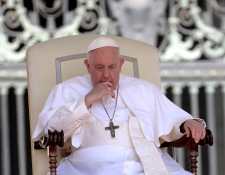 El papa Francisco será sometido a una intervención quirúrgica de emergencia este 7 de junio. (Foto Prensa Libre: EFE/ETTORE FERRARI)