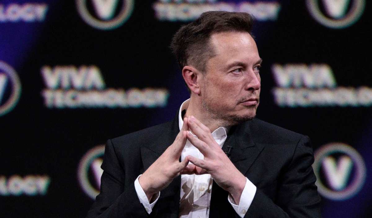 El CEO de SpaceX, Twitter y el fabricante de automóviles eléctricos Tesla, Elon Musk, asiste a un evento durante la feria de innovación y nuevas empresas de tecnología Vivatech en el centro de exposiciones Porte de Versailles en París. (Foto Prensa Libre: AFP) 