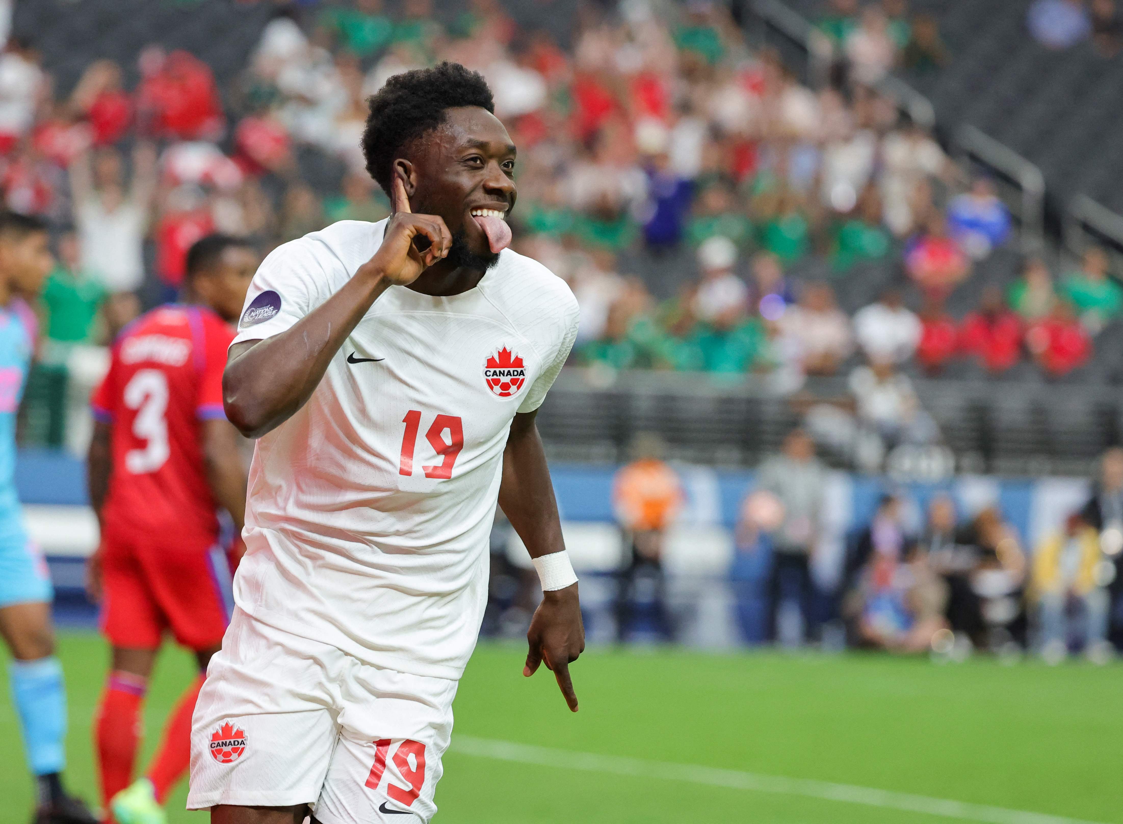 Alphonso Davies y las otras estrellas de Canadá que no estarán en la Copa Oro
