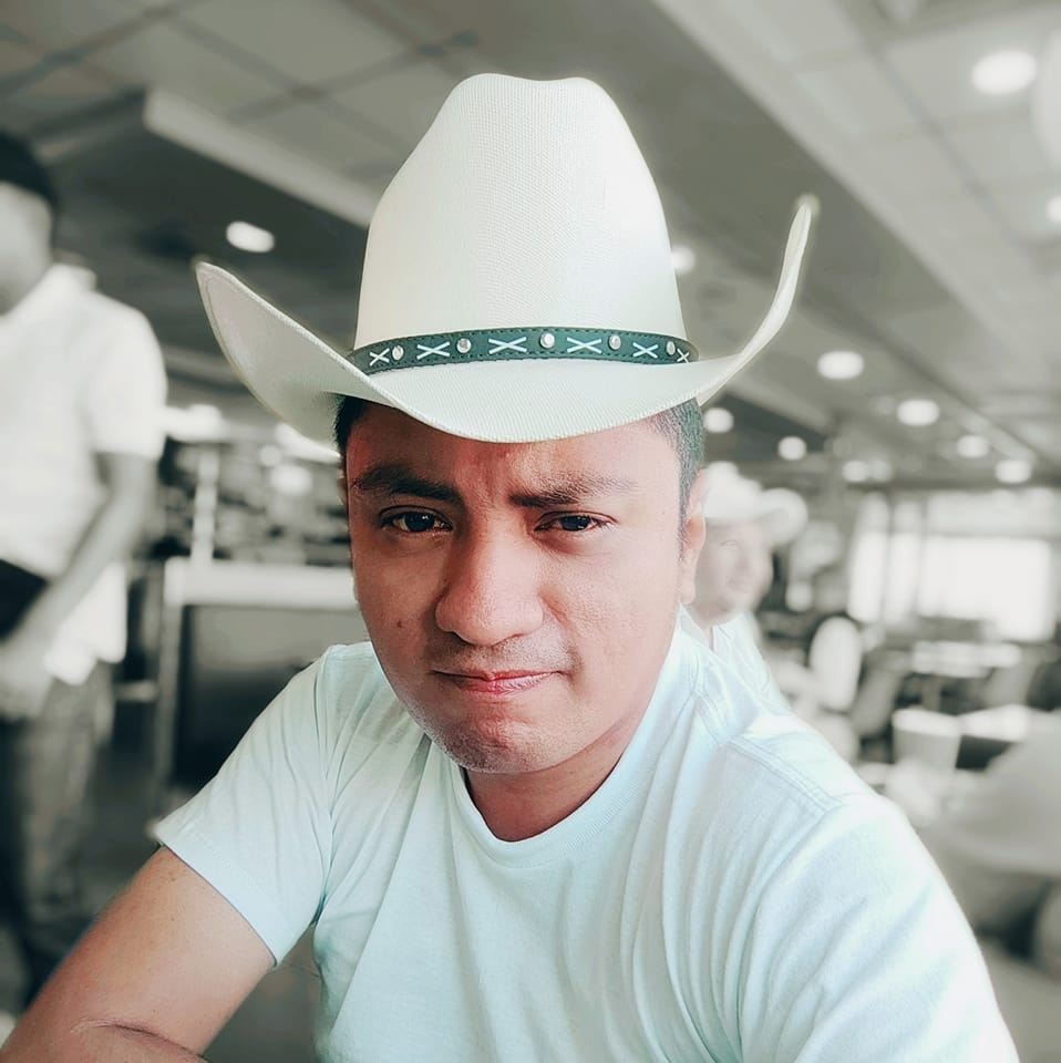 El creador digital y comunicador zacapaneco, Héctor Mario Interiano Ramírez, murió en forma violenta el 11 de junio de 2023 en el mercado municipal de Zacapa. (Foto Prensa Libre: Hemeroteca PL).