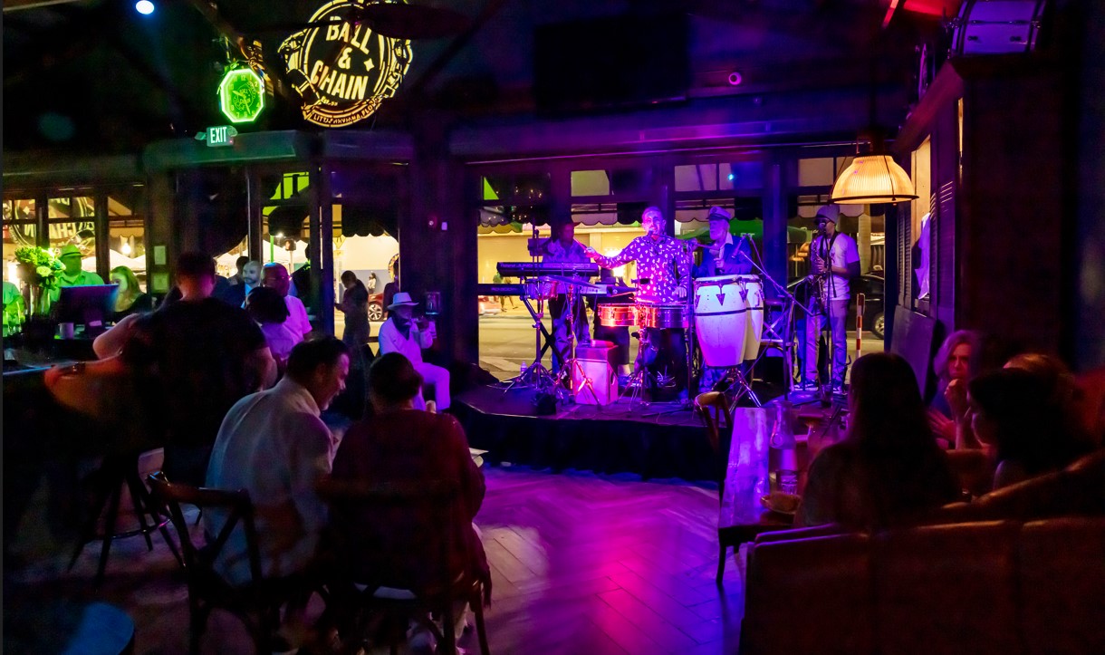 Ball & Chain, un conocido bar y discoteca en el barrio de Little Havana de Miami, el 10 de febrero de 2023. (Scott Baker/The New York Times)