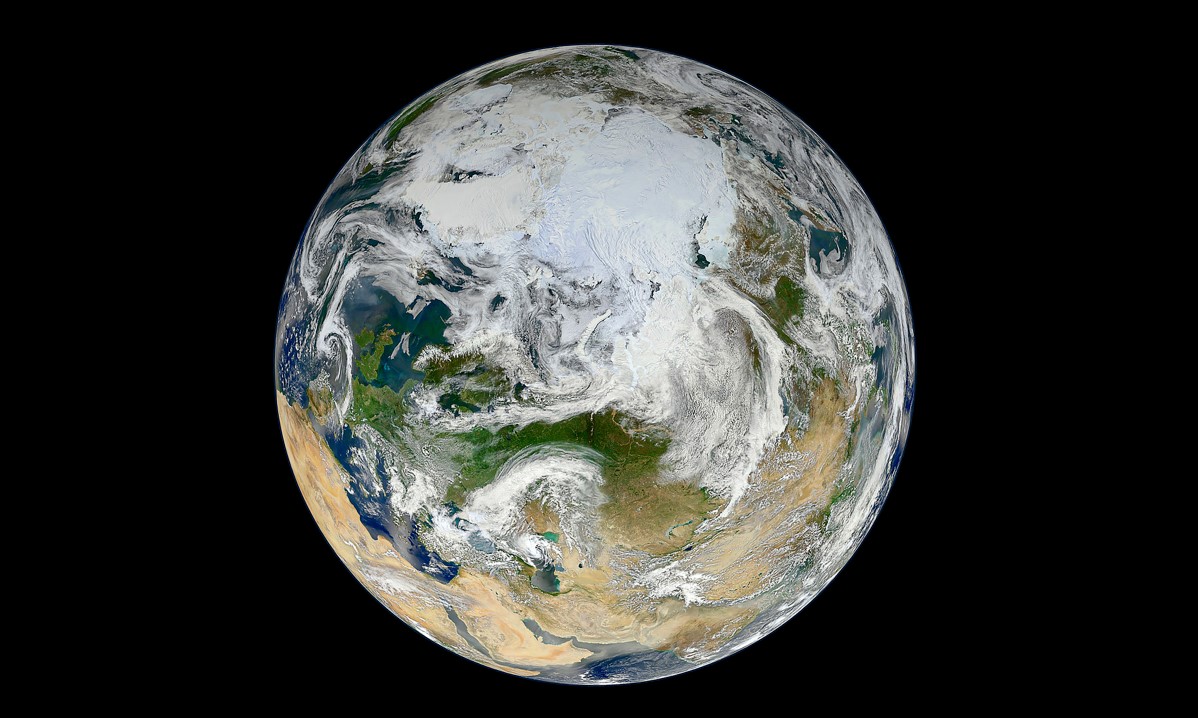 Una foto sin fecha de las regiones árticas de la Tierra tomada desde el espacio que proporcionaron Norman Kuring, NASA/GSFC/Asociación Nacional de Órbita Polar Suomi. (Norman Kuring, NASA/GSFC/Asociación Nacional de Órbita Polar Suomi vía The New York Times).