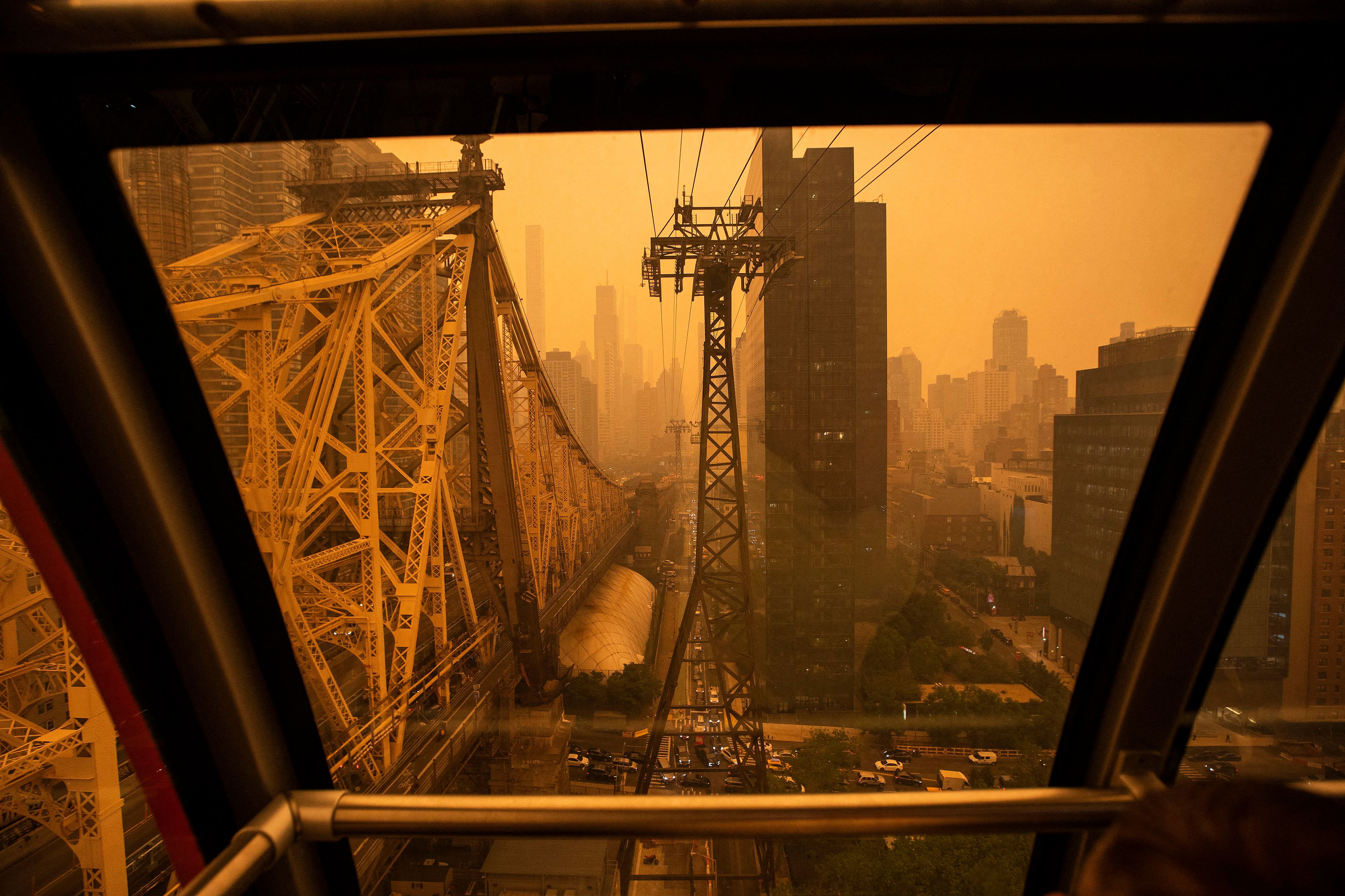 El humo de los incendios forestales canadienses sopla hacia el sur creando condiciones de neblina en gran franja del este de EE.UU.'