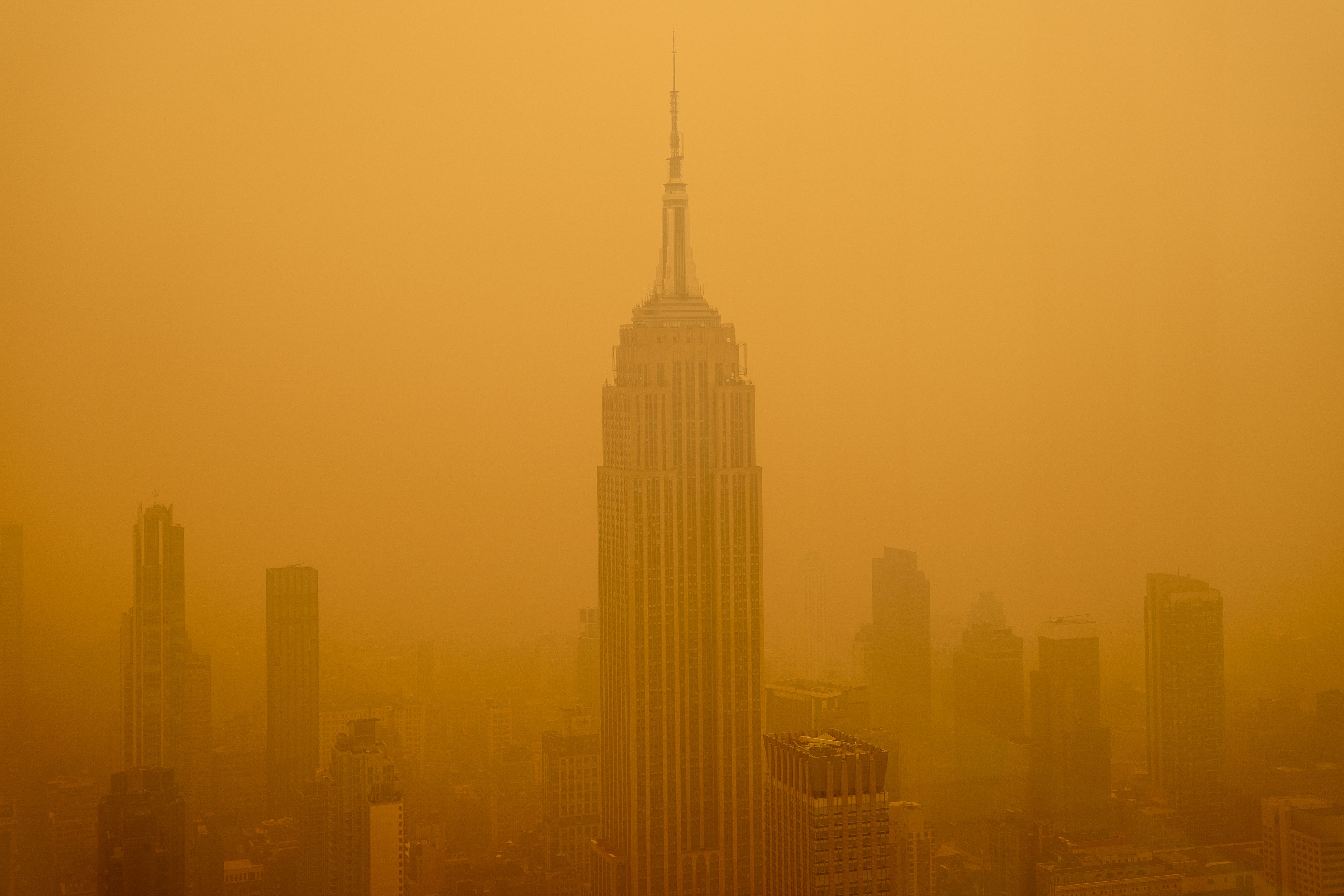 Nube de humo tóxica cubre Nueva York'