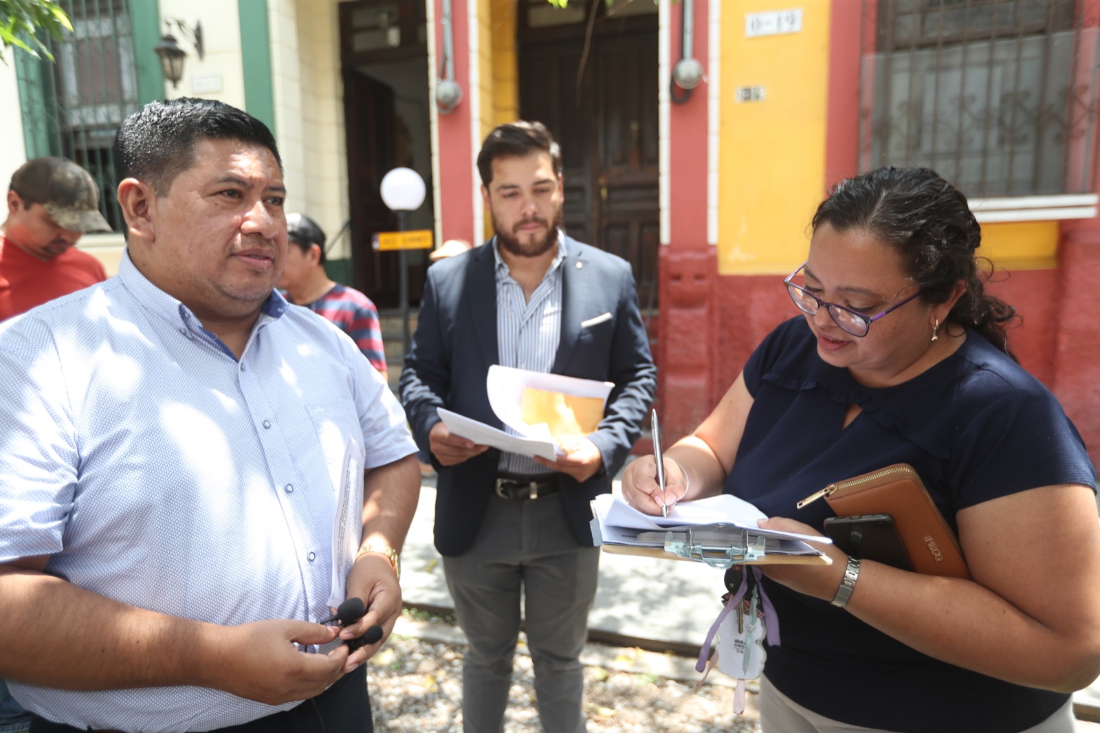 Distintas organizaciones que integran Mirador Electoral firmaron la denuncia. Fotografía: Prensa Libre (Erick Avila). 