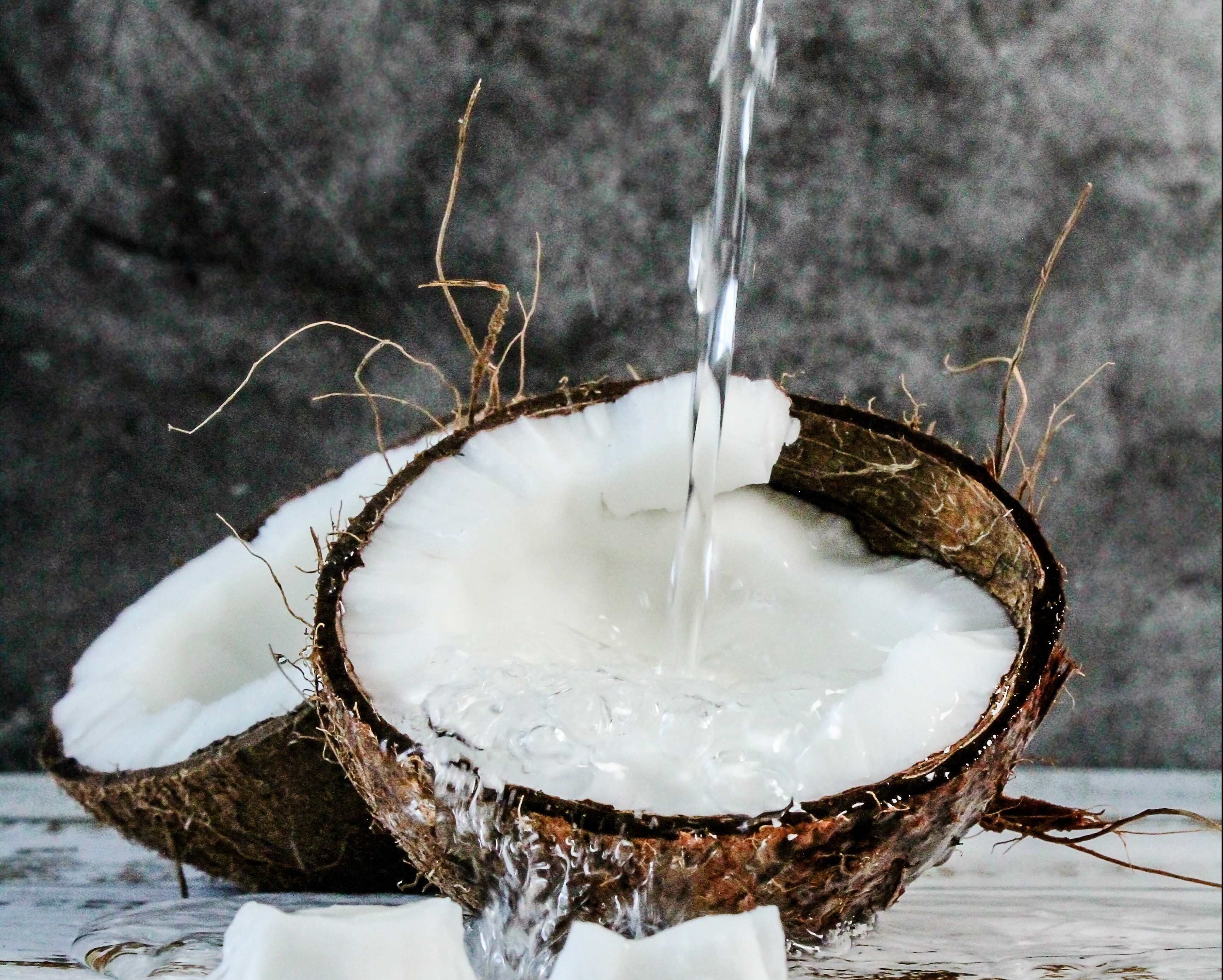 Hidrata el agua de coco