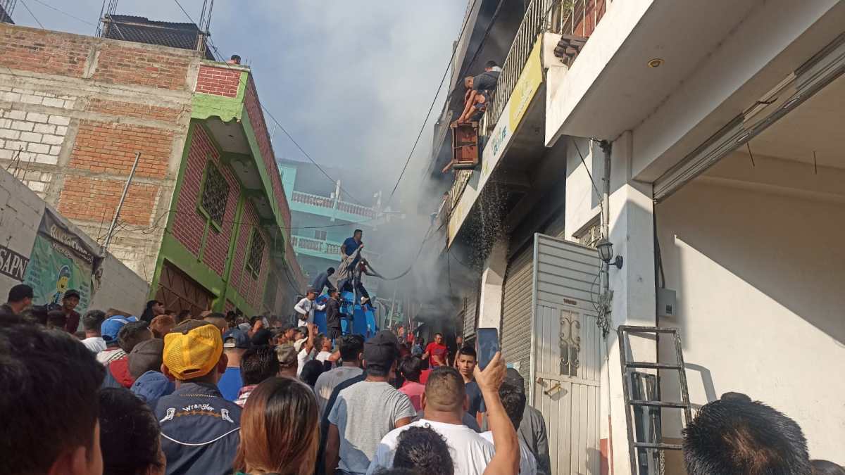 Retraso de una hora: la razón por la que bomberos tardaron en cubrir un incendio en Huehuetenango (y las carencias que evidenció)