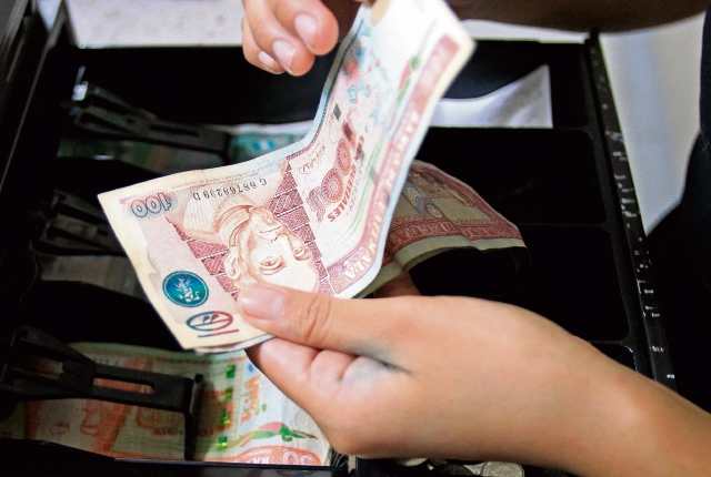 Cualquier contribuyente puede solicitar su Solvencia Fiscal, documento mediante el que se constata que ha cumplido con sus obligaciones tributarias. (Foto Prensa Libre: Hemeroteca)