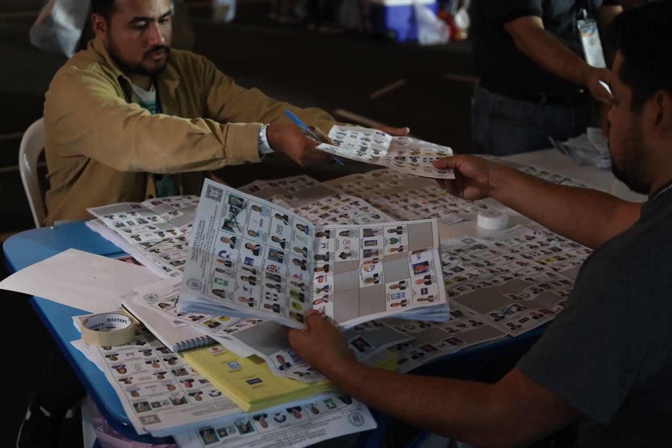 Conteo de votos en Guatemala'