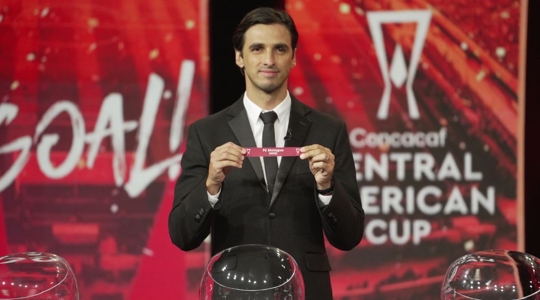 El costarricense Bryan Ruiz durante el sorteo de grupo de la Copa Centroamericana de Concacaf. (Foto Prensa Libre: Concacaf).
