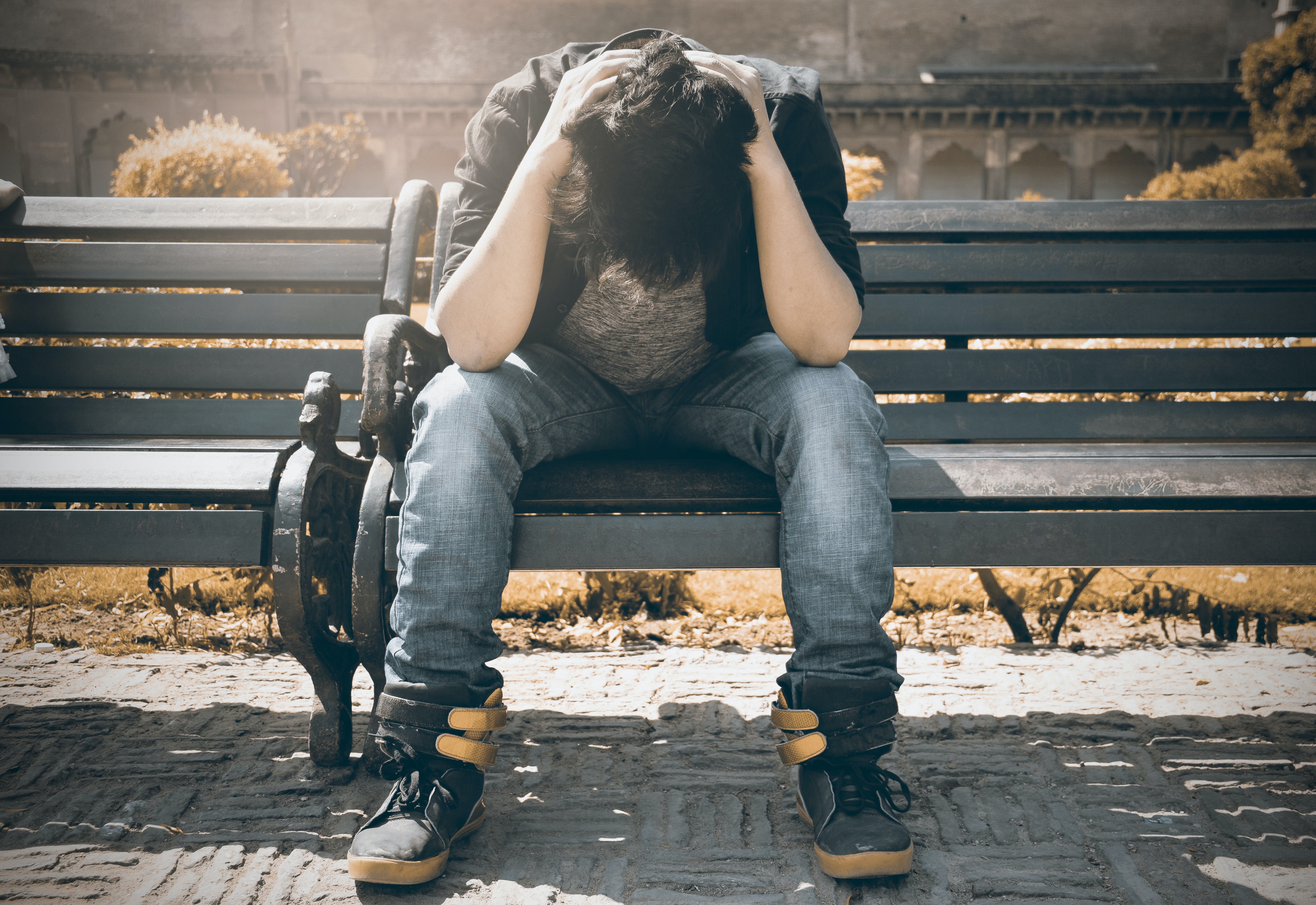 Depresión juvenil: ¿Cómo ayudar a los estudiantes que tienen problemas psicológicos?