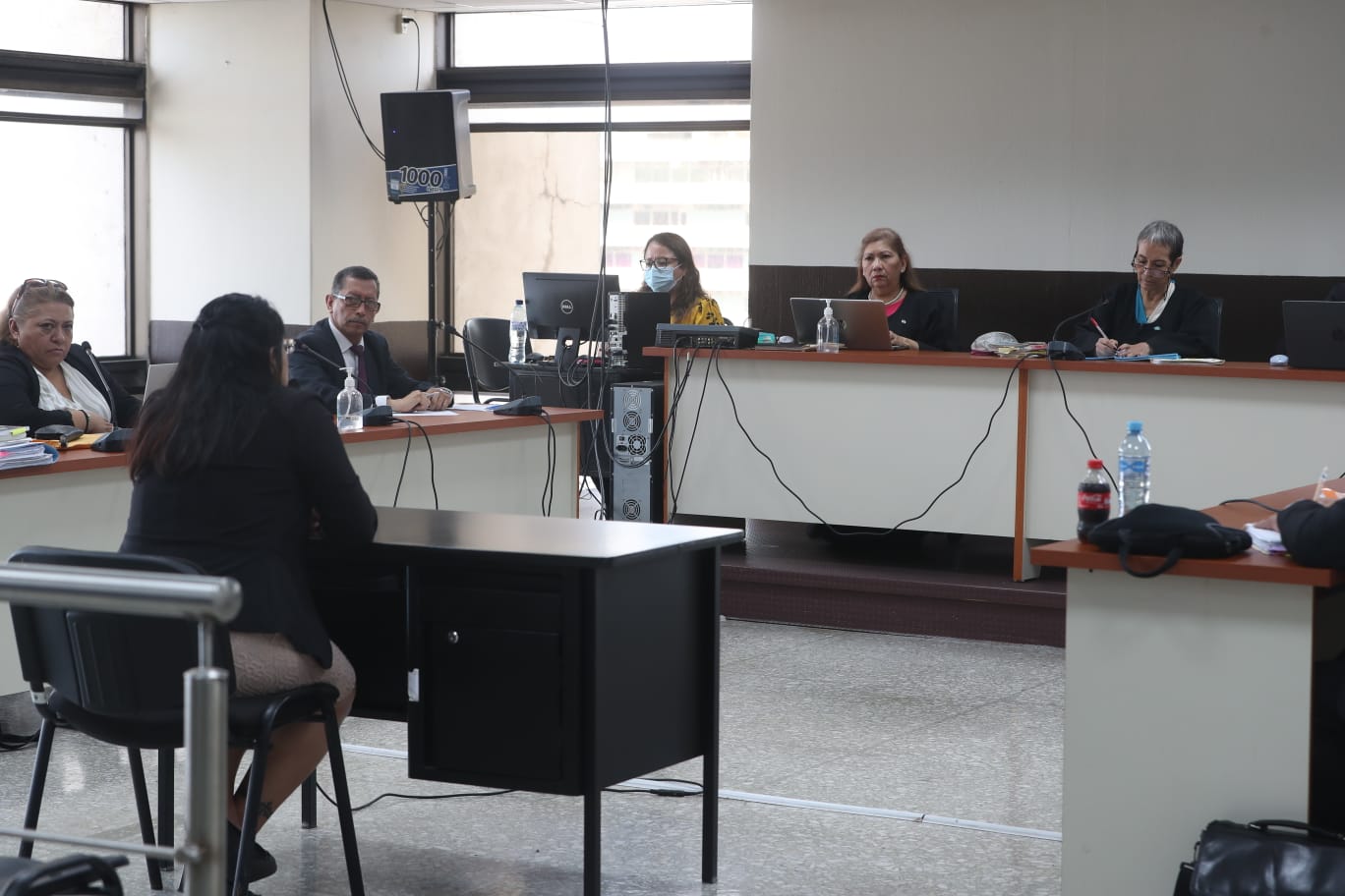 La exfiscal anticorrupción, Samari Gómez, usó su derecho a una "última palabra" ante el tribunal que consideró que el Ministerio Público no pudo comprobar los hechos de la acusación que le hizo. (Foto Prensa Libre: María José Bonilla).
