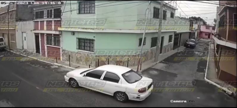 MP y la PNC dan detalles sobre el sujeto que asalta a pasajeras desde un taxi pirata blanco y de los puntos donde opera en ciudad de Guatemala