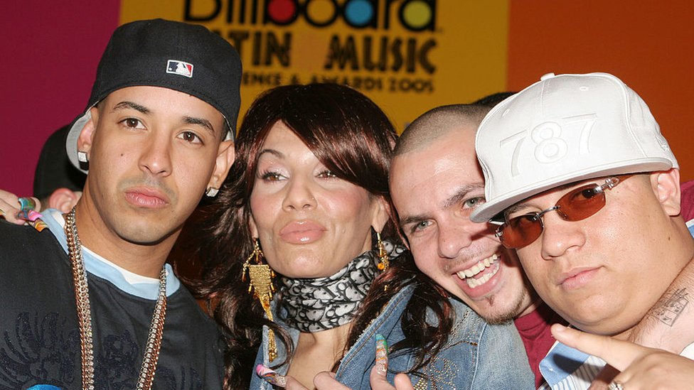 Daddy Yankee, Ivy Queen, Pitbull y Héctor "El Father" en 2005, cuando el reguetón comenzaba a ser un género internacional.

Getty Images