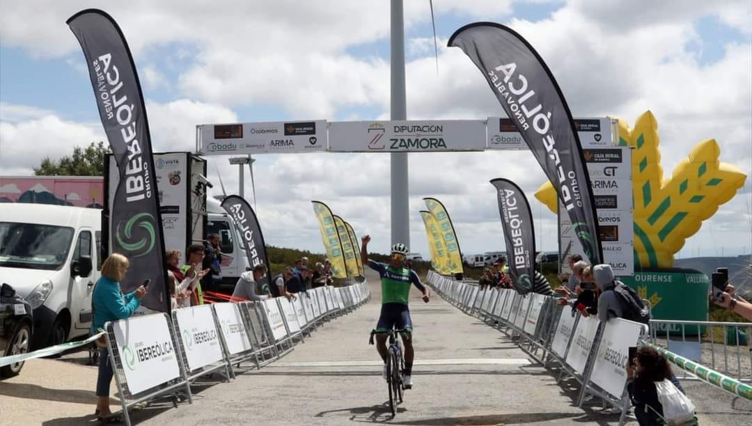 Sergio Chumil en España