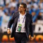 El técnico de la Selección de Guatemala es el mexicano Luis Fernando Tena.